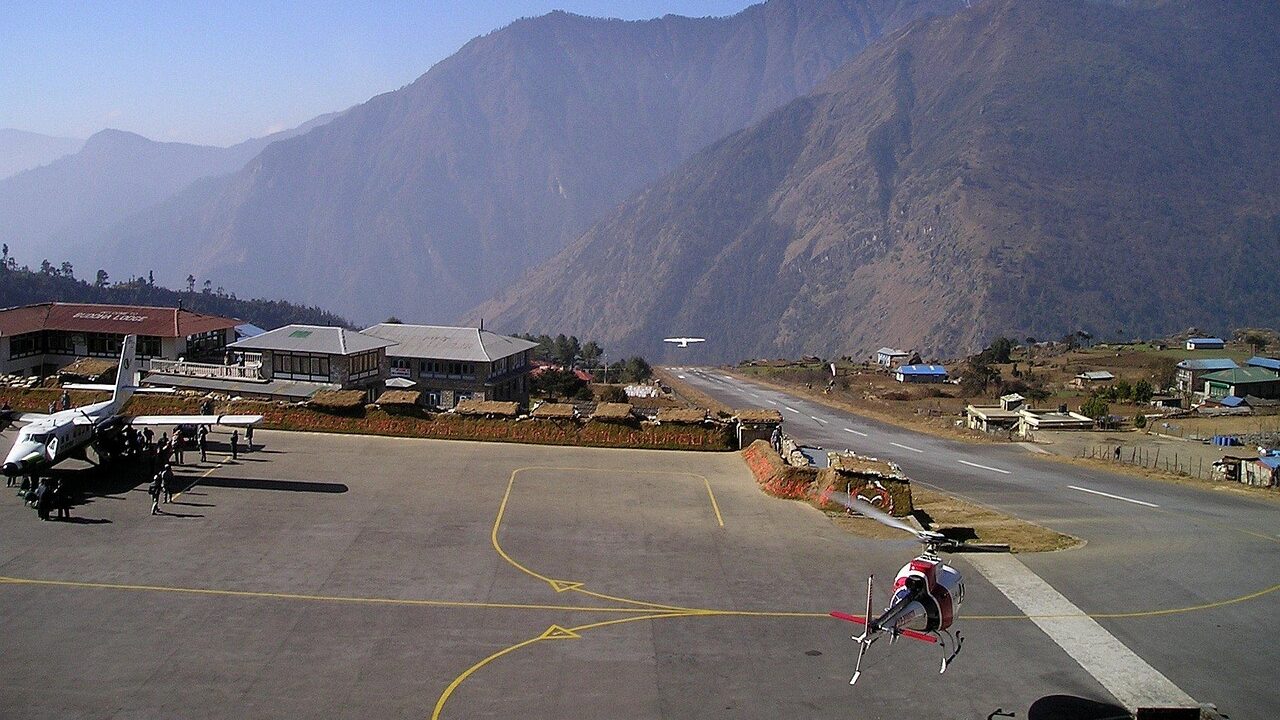 Helicopter Tour to Everest Base Camp